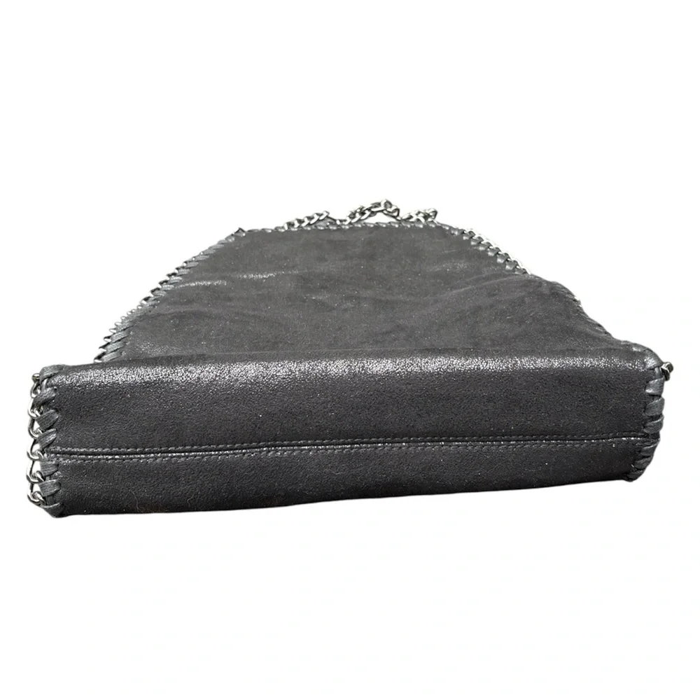 Urban Expressions Black Shimmer Chain-Edge Shoulder Bag. Vegan! NWOT!